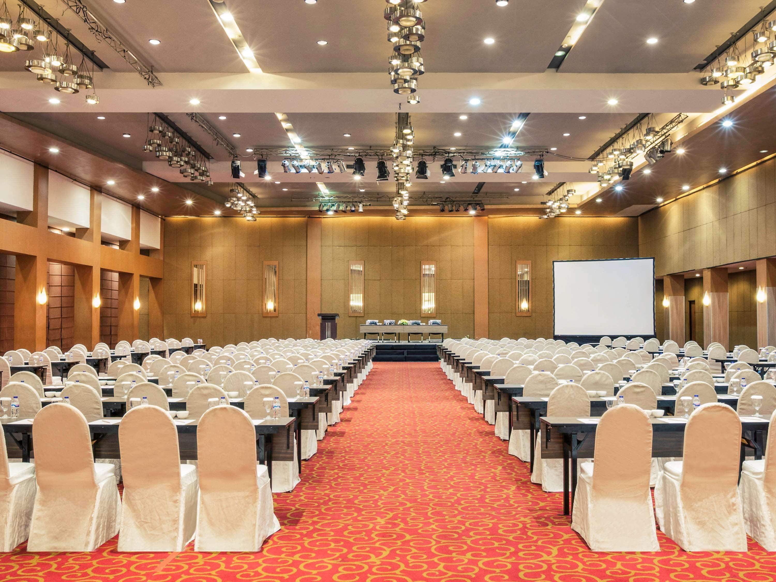 Mercure Surabaya Ngoại thất bức ảnh
