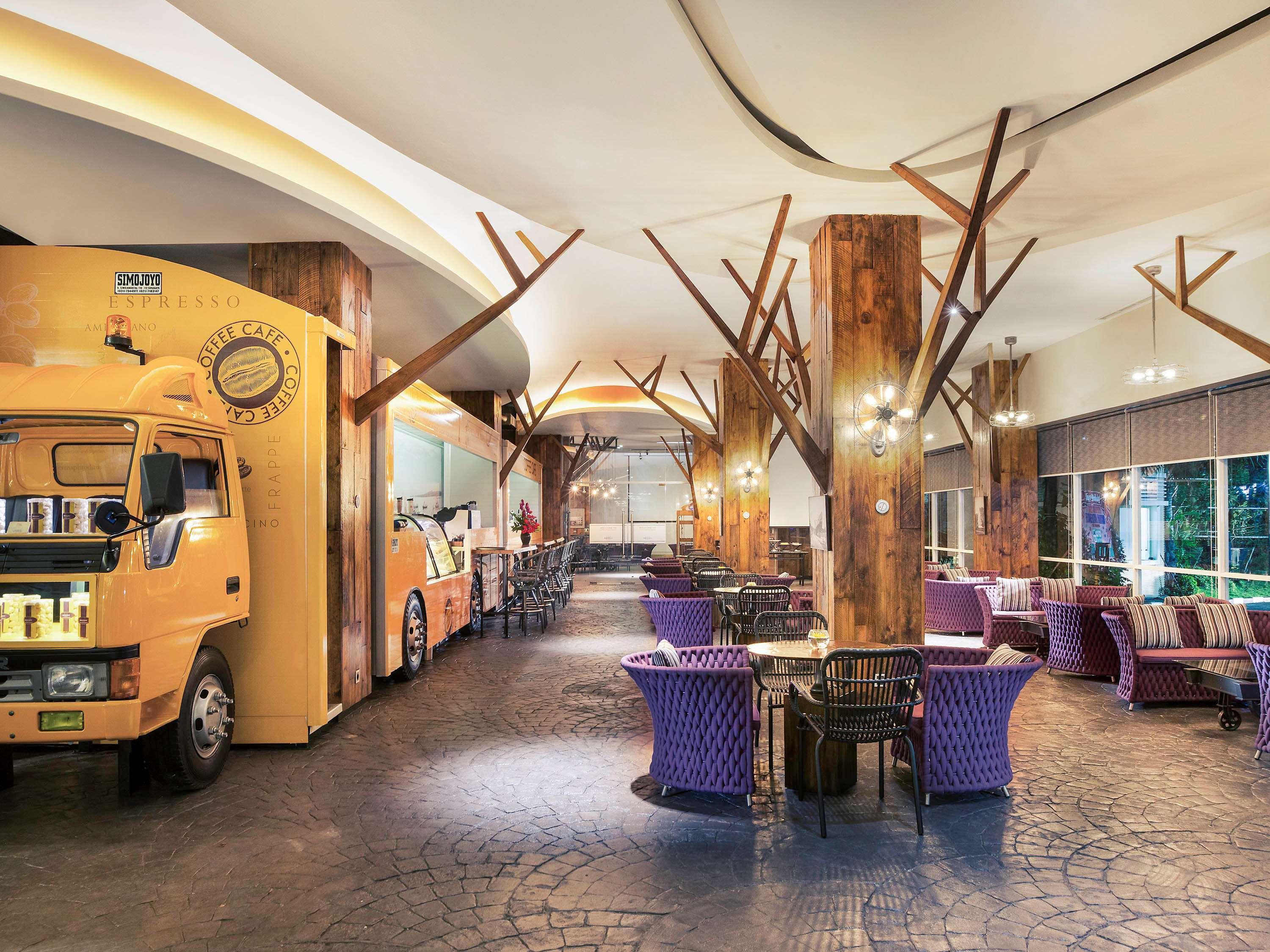Mercure Surabaya Ngoại thất bức ảnh