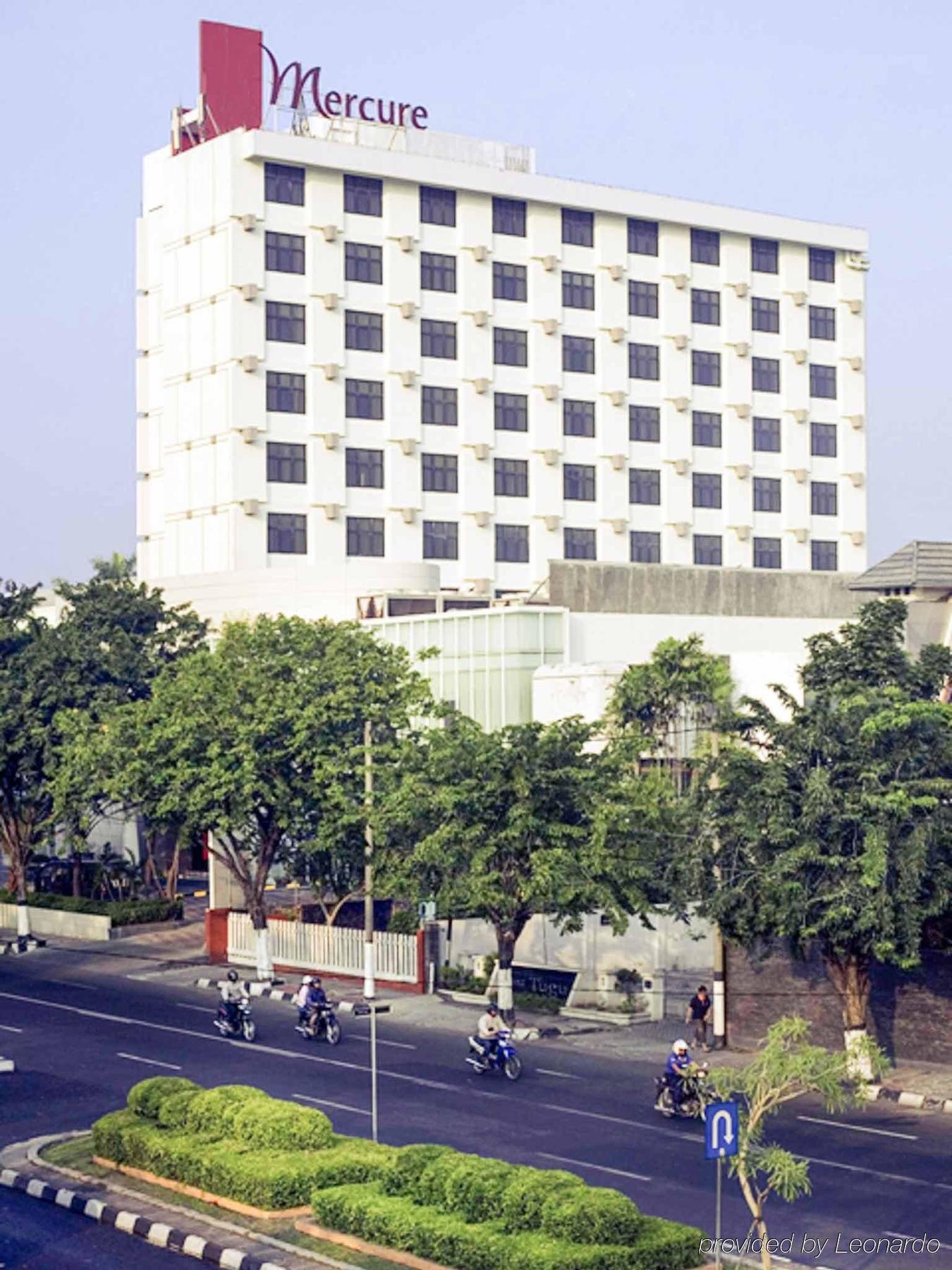 Mercure Surabaya Ngoại thất bức ảnh