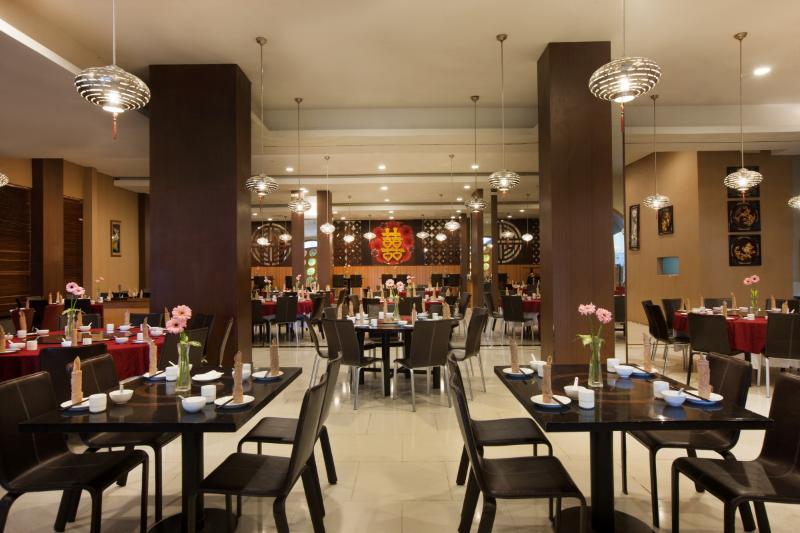 Mercure Surabaya Ngoại thất bức ảnh